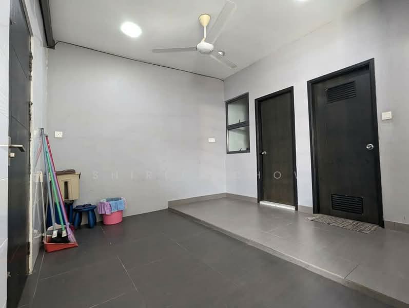 2.5-storey Terraced House for Sale in Kota Kinabalu (Sabah) - shirley Chow - Interior - PropertyGuru.com.my