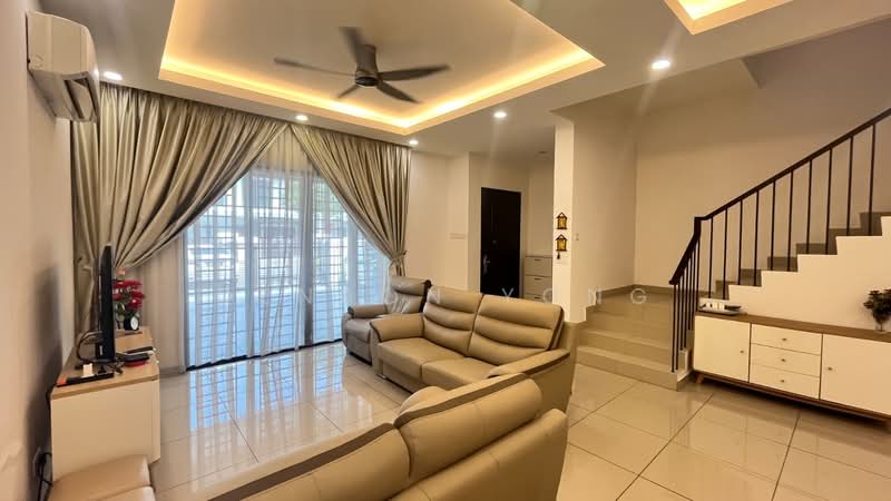 2-storey Terraced House for Sale in Taman Putra Prima (Puchong) - Denson Yong - Living Room - PropertyGuru.com.my
