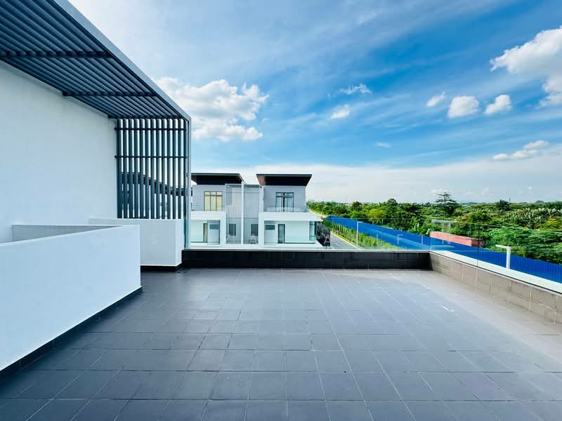 Broadleaf Residences Taman Alam Kemuning Shah Alam untuk Untuk Dijual - RM 2,450,000, Mac 2026 - Exterior - PropertyGuru.com.my
