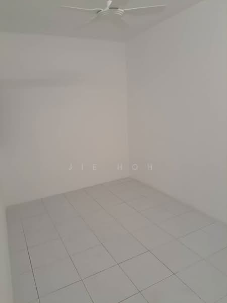 Condominium for Rent at Residensi Sateria - Jie Hoh - Interior - PropertyGuru.com.my