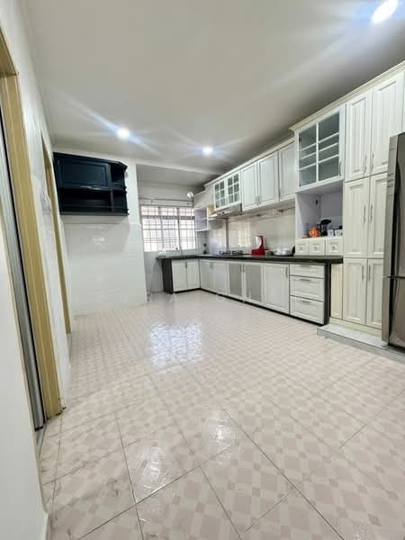 BERTAM PERDANA 3 untuk Untuk Dijual - RM 400,000, Apr 2026 - Kitchen - PropertyGuru.com.my