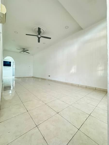 BERTAM PERDANA 3 untuk Untuk Dijual - RM 400,000, Apr 2026 - Living Room - PropertyGuru.com.my