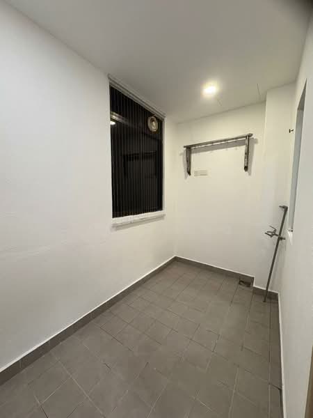 Atmosfera Kondominium untuk Untuk Dijual - RM 700,000, Mac 2026 - Yard Area - PropertyGuru.com.my