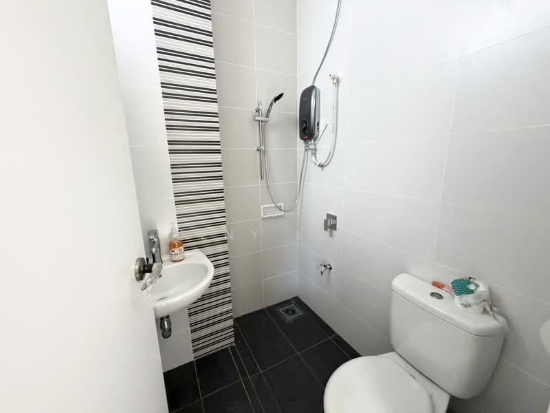 Cluster House for Sale in Bukit Indah (Iskandar Puteri (Nusajaya)) - Jeny Loo - Bathroom - PropertyGuru.com.my