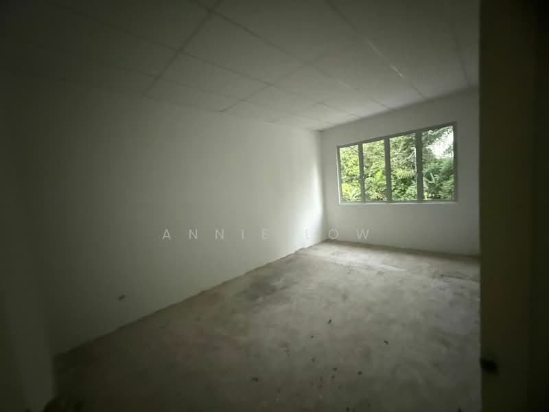 Shop for Sale in Taman Tasek (Johor Bahru) - Annie Low - Interior - PropertyGuru.com.my