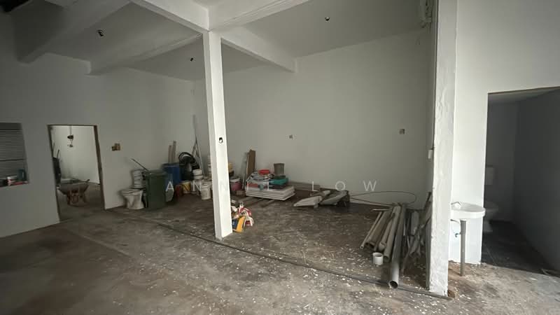 Shop for Sale in Taman Tasek (Johor Bahru) - Annie Low - Interior - PropertyGuru.com.my