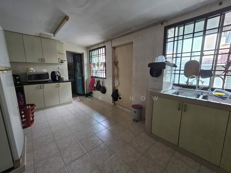 2-storey Terraced House for Sale in Taman Puteri Wangsa (Ulu Tiram) - Zack Chow - Kitchen - PropertyGuru.com.my