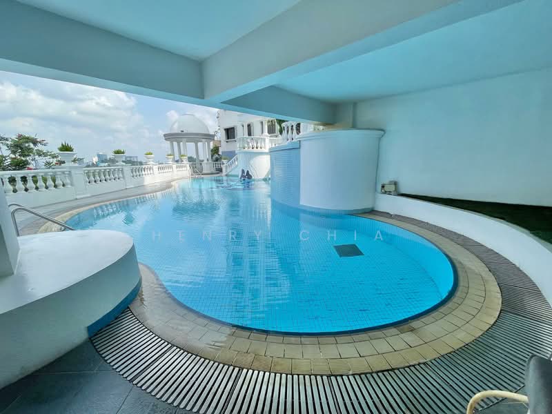 Kondominium untuk Dijual di Contessa - Gladys Wong - Pool - PropertyGuru.com.my