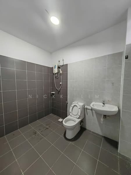 Cluster House for Rent in Johor Bahru (Johor) - Nickki Lim - Bathroom - PropertyGuru.com.my