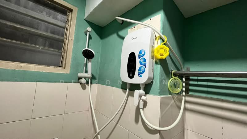 Apartment for Sale at Vista Impiana - Denson Yong - Bathroom - PropertyGuru.com.my