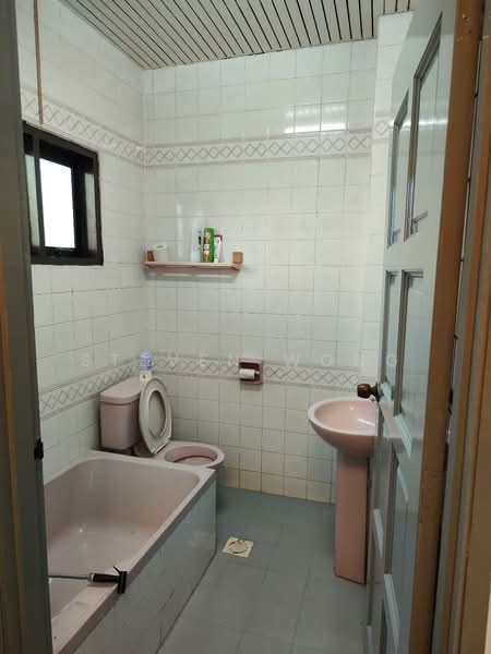 Taman Bukit Kajang Baru untuk Untuk Dijual - RM 1,350,000, Mac 2026 - Bathroom - PropertyGuru.com.my