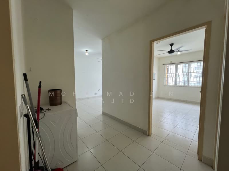 Apartment for Sale at De Palma - Mohammad Din Majid - Corridor - PropertyGuru.com.my