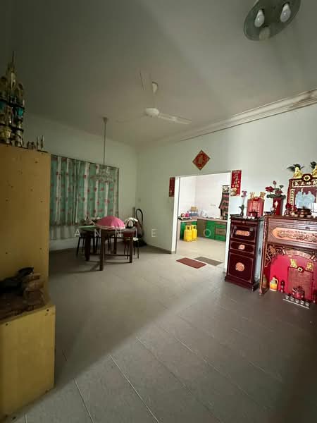 Bungalow for Sale in Kulai (Johor) - Annie Low - Living Room - PropertyGuru.com.my