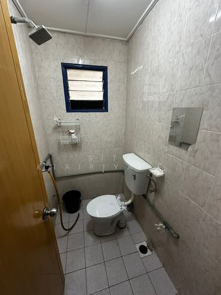 Pangsapuri Seri Bintang untuk Untuk Dijual - RM 250,000, Mac 2026 - Bathroom - PropertyGuru.com.my