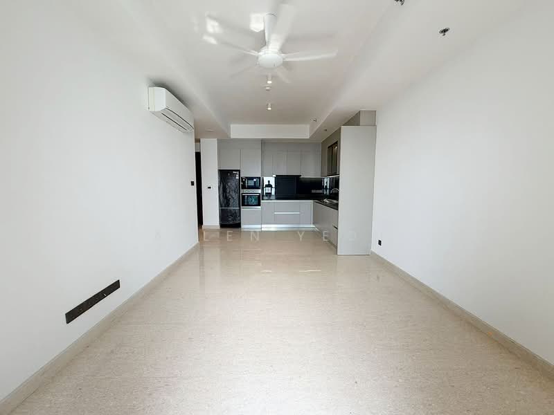 Servis Apartment untuk Dijual di Marriott Residence @ Gurney - Allen Yeoh - Living Room - PropertyGuru.com.my