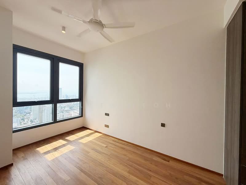 Servis Apartment untuk Dijual di Marriott Residence @ Gurney - Allen Yeoh - Bedroom - PropertyGuru.com.my