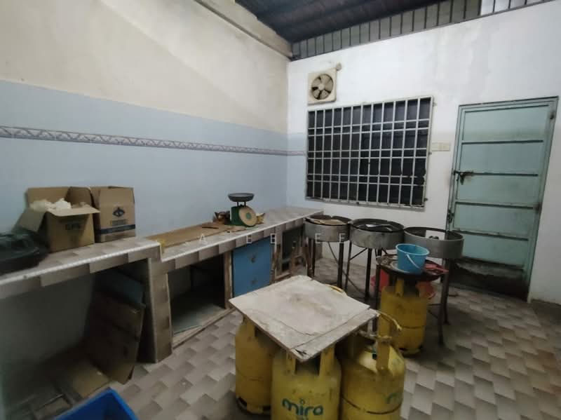 MEDAN PENAGA , 1/terrace for sale , la 1903sf untuk Untuk Dijual - RM 980,000, Mac 2026 - Kitchen - PropertyGuru.com.my