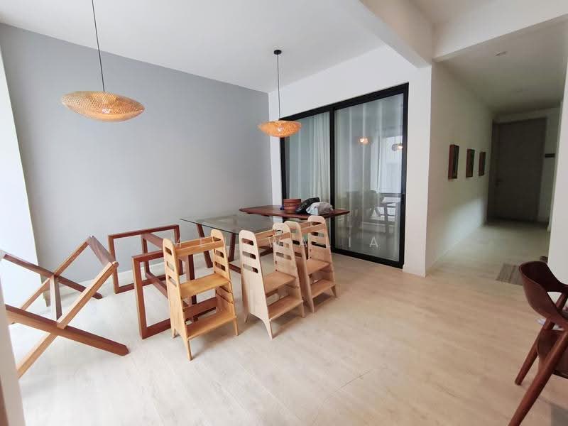 3-storey Terraced House for Sale in Taman TAR (Tun Abdul Razak) (Ampang) - Mel Walia - Dining Room - PropertyGuru.com.my