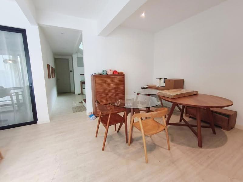3-storey Terraced House for Sale in Taman TAR (Tun Abdul Razak) (Ampang) - Mel Walia - Dining Room - PropertyGuru.com.my