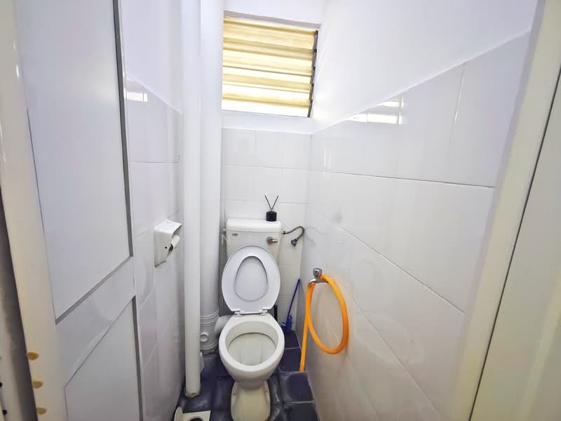 Palm & Nipah Court (Pangsapuri Nipah) untuk Untuk Disewa - RM 1,100 /bulan, Mac 2026 - Bathroom - PropertyGuru.com.my