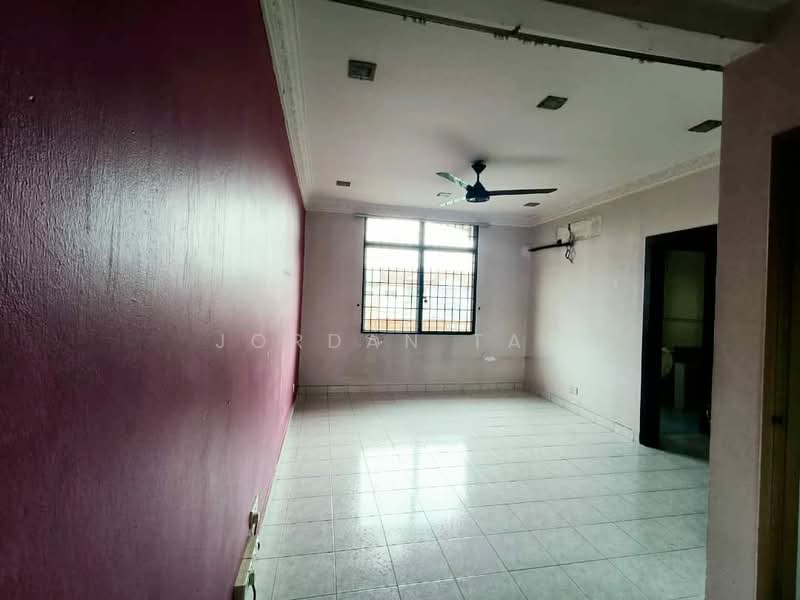 Terraced House for Sale in Puchong (Selangor) - Jordan Tan - Living Room - PropertyGuru.com.my