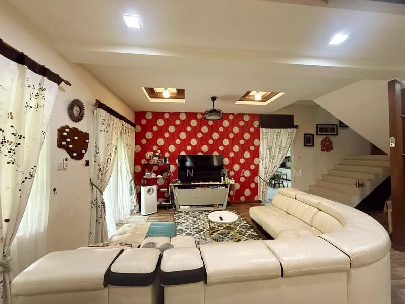 Bandar Nusaputra untuk Untuk Dijual - RM 1,200,000, Mac 2026 - Living Room - PropertyGuru.com.my