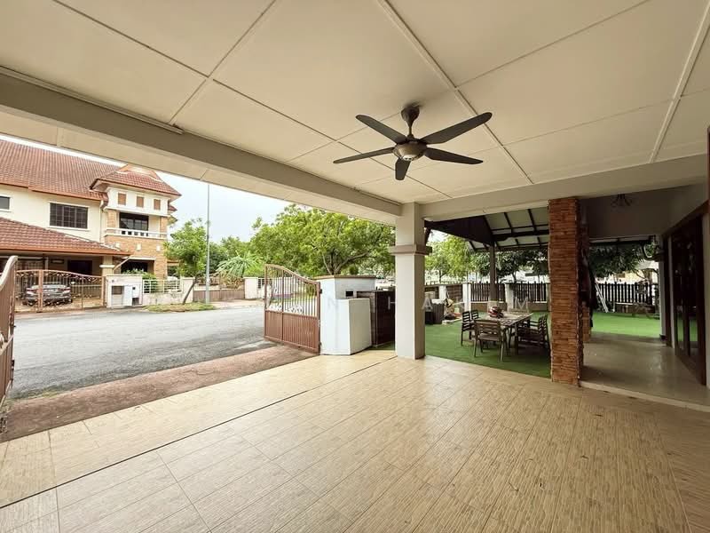 Bandar Nusaputra untuk Untuk Dijual - RM 1,200,000, Mac 2026 - Exterior - PropertyGuru.com.my