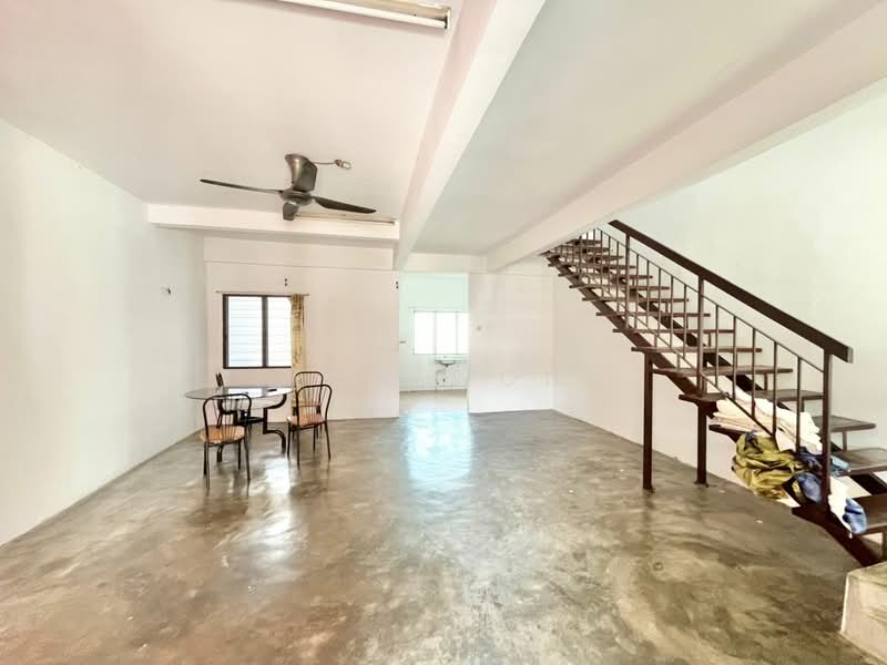 2-storey Terraced House for Sale in Rawang Perdana 2 (Rawang) - Leon Wong - Interior - PropertyGuru.com.my
