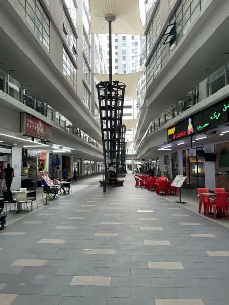 Street Mall @ One South, Seri Kembangan untuk Untuk Dijual - RM 760,000, Mac 2026 - PropertyGuru.com.my