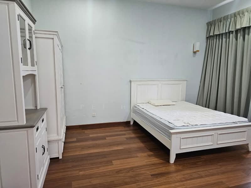 Condominium for Sale at Hillcrest Residences - Pei Hoon - Bedroom - PropertyGuru.com.my