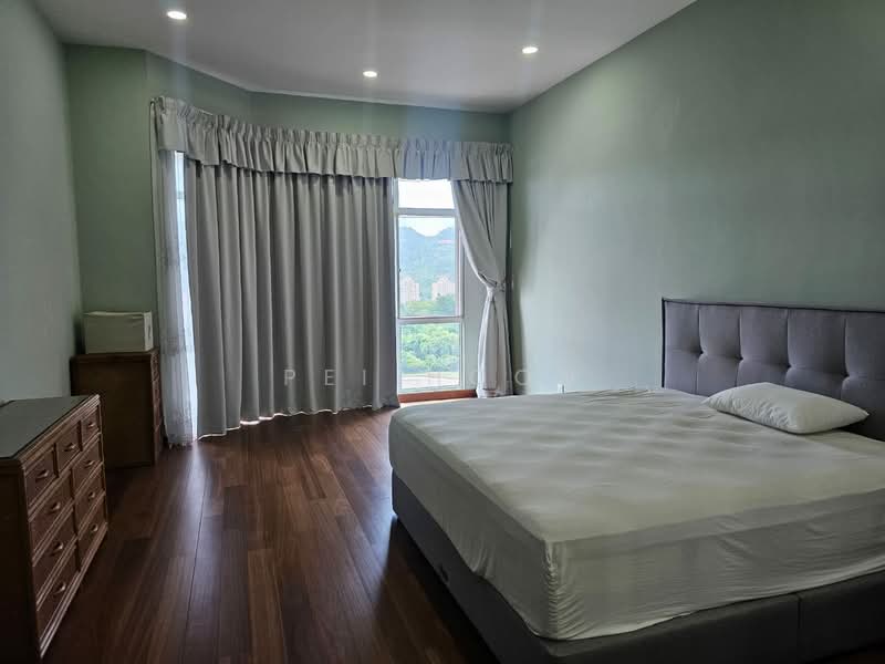 Condominium for Sale at Hillcrest Residences - Pei Hoon - Bedroom - PropertyGuru.com.my