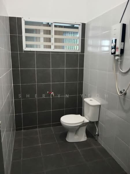 Tanjung Malim Taman Bernam Perdana untuk Untuk Dijual - RM 328,000, Mac 2026 - Bathroom - PropertyGuru.com.my