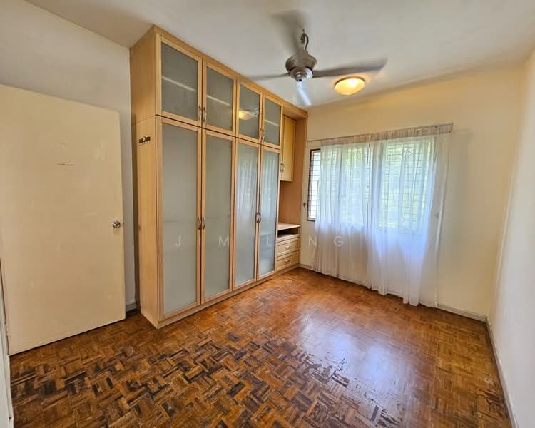 Apartment for Sale at Pangsapuri Saraka - Jim Ling - Bedroom - PropertyGuru.com.my