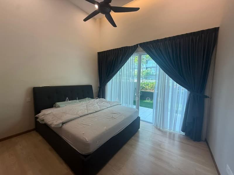 Condominium for Sale at QuayWest Residence - Alicia Poh - Bedroom - PropertyGuru.com.my