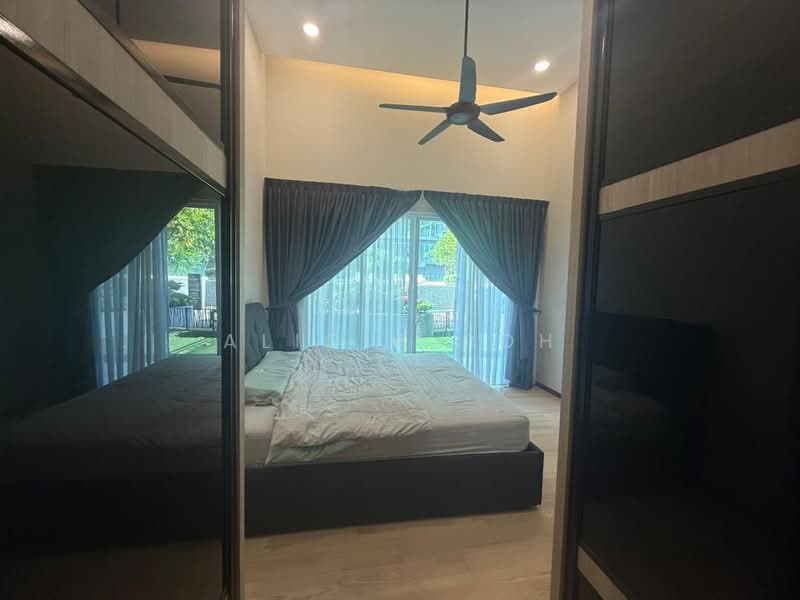 Condominium for Sale at QuayWest Residence - Alicia Poh - Bedroom - PropertyGuru.com.my