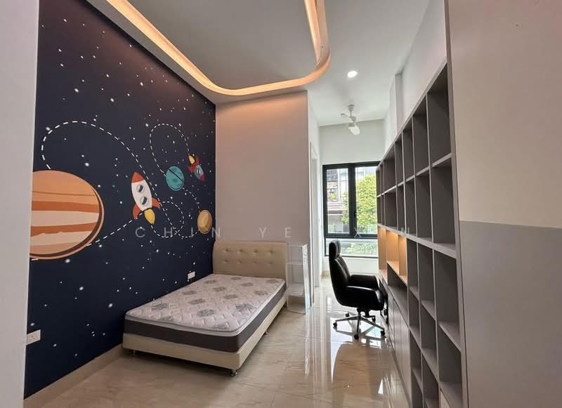 Bungalow for Sale in Country Heights Damansara (Kuala Lumpur) - Chin Yee Xin - Bedroom - PropertyGuru.com.my