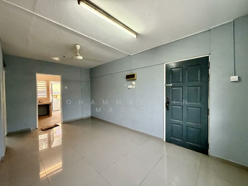 Flat Taman Melati untuk Untuk Dijual - RM 249,500, Mac 2026 - Living Room - PropertyGuru.com.my