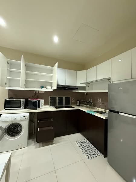 Camellia Serviced Suites untuk Untuk Disewa - RM 2,500 /bulan, Apr 2026 - Kitchen - PropertyGuru.com.my