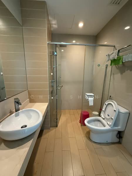 Camellia Serviced Suites untuk Untuk Disewa - RM 2,500 /bulan, Apr 2026 - Bathroom - PropertyGuru.com.my