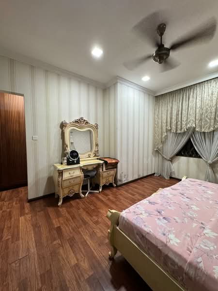Bungalow for Sale in Bukit Rahman Putra (Sungai Buloh) - Bill Lim - Bedroom - PropertyGuru.com.my