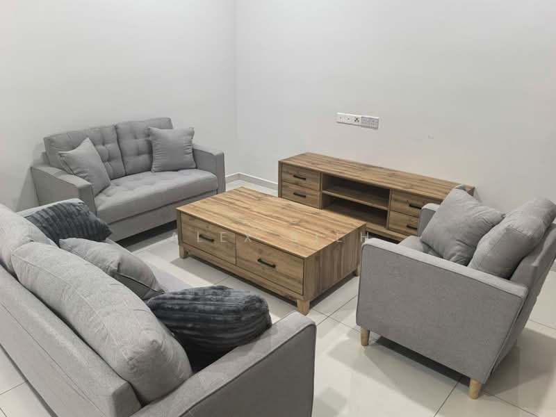 Royal Strand @ Country Garden Danga Bay untuk Untuk Disewa - RM 2,800 /bulan, Apr 2026 - Living Room - PropertyGuru.com.my