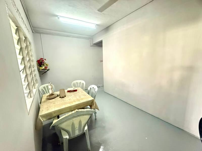 2-storey Terraced House for Sale in Taman Desa Wira (Telok Panglima Garang) - Simon Lee - Dining Room - PropertyGuru.com.my