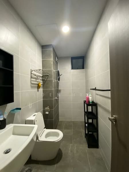 Twin Tower Residence untuk Untuk Disewa - RM 3,300 /bulan, Mac 2026 - Bathroom - PropertyGuru.com.my