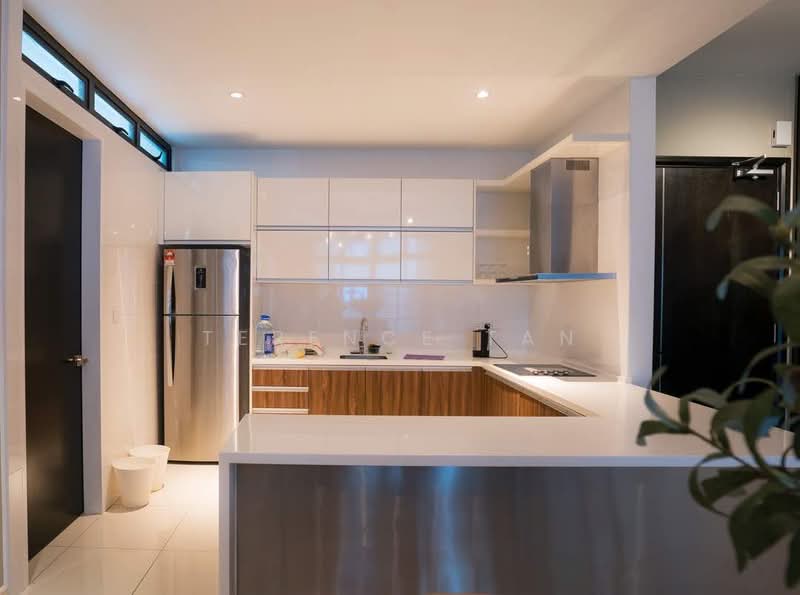 Service Residence for Sale at Setia Sky 88 - Terence Tan - Kitchen - PropertyGuru.com.my