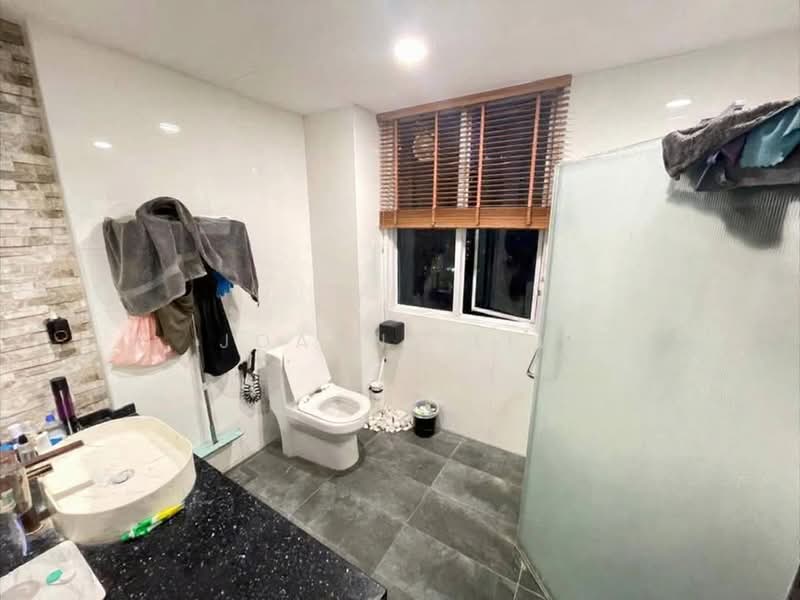Condominium for Sale at The Uban Residence - Joanne Liw - Bathroom - PropertyGuru.com.my
