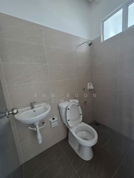 2-storey Terraced House for Sale in Bandar Dato Onn (Tebrau) - Ang Boon Chai - Bathroom - PropertyGuru.com.my