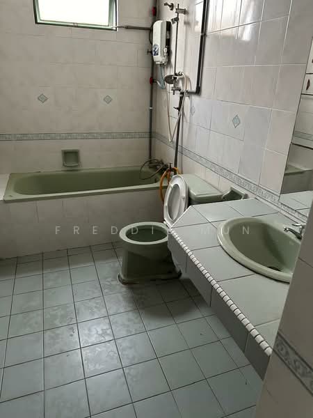 Condominium for Sale at Duta Ria - Freddie Mun - Bathroom - PropertyGuru.com.my