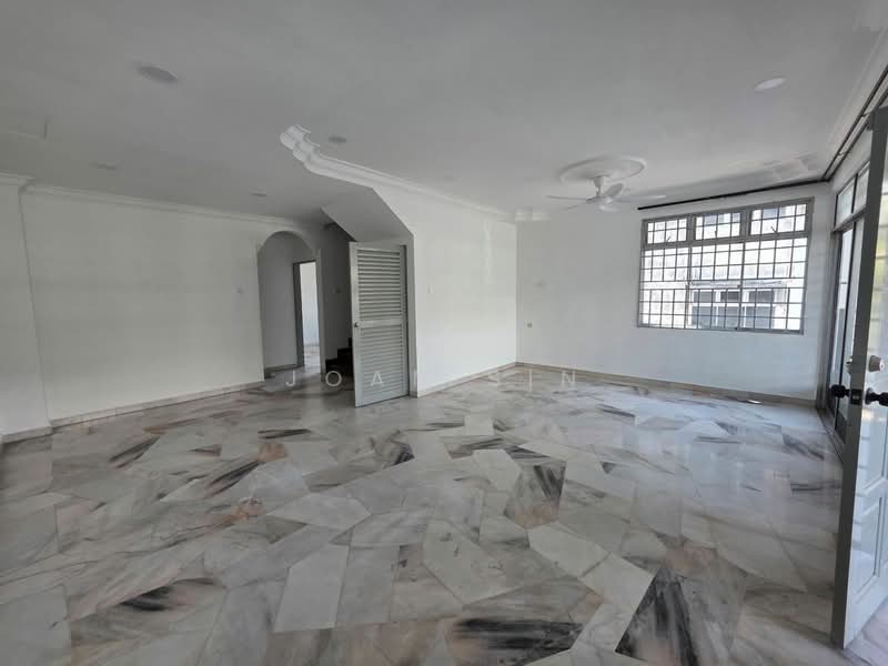 Taman Sri Putri untuk Untuk Dijual - RM 630,000, Mac 2026 - Living Room - PropertyGuru.com.my