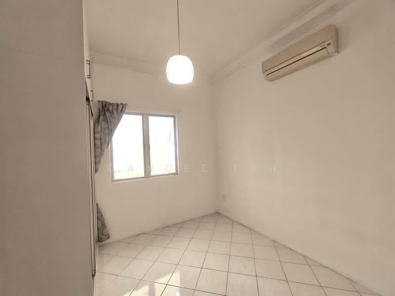 Untuk Disewa - Bayu Puteri