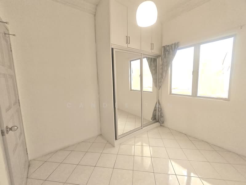 Untuk Disewa - Bayu Puteri